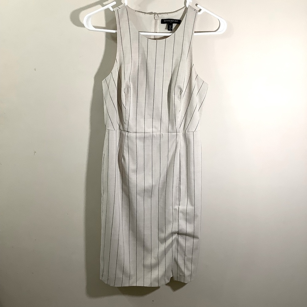 Banana Republic Factory Sleeveless Pinstripe Cream w/ Navy Striped Sheath Dress